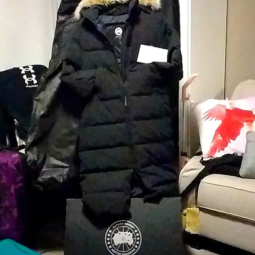 Canada Goose Mystique Parka Size Lrg